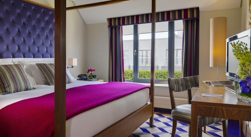 فندق ذه فيتسويليام دبلن المظهر الخارجي الصورة A bedroom at the hotel