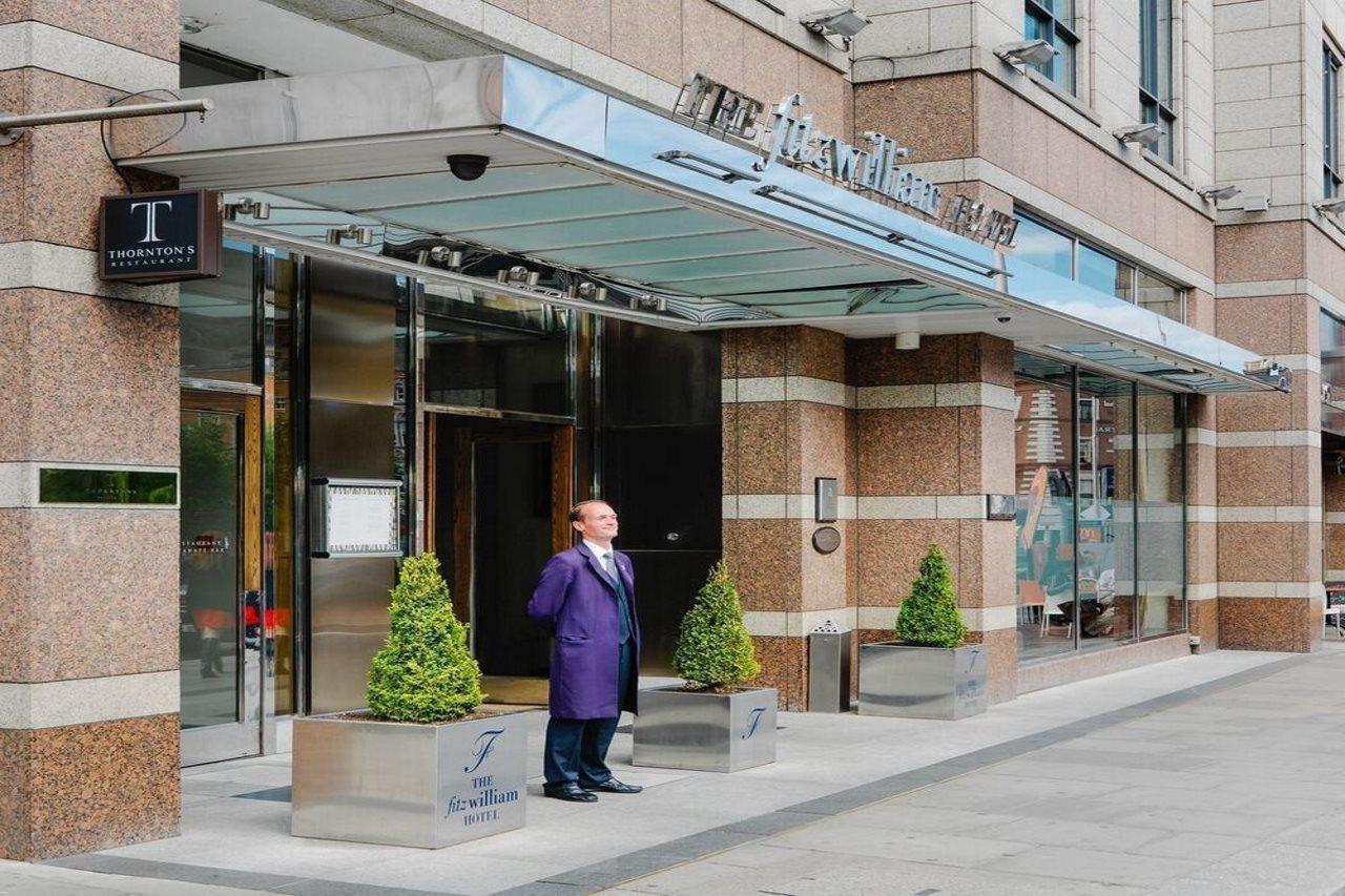 فندق ذه فيتسويليام دبلن المظهر الخارجي الصورة Entrance to the hotel